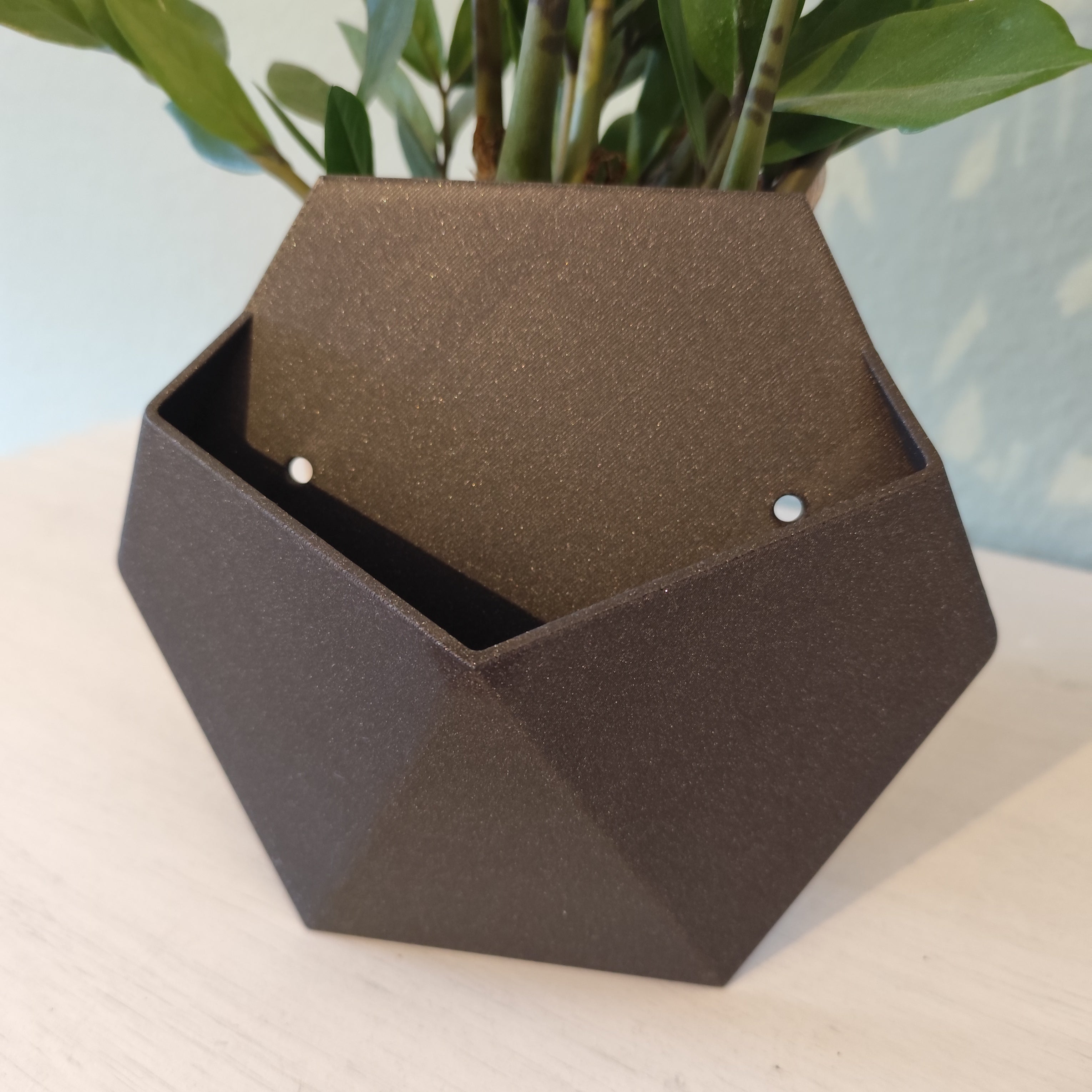 Macetero minimalista de pared